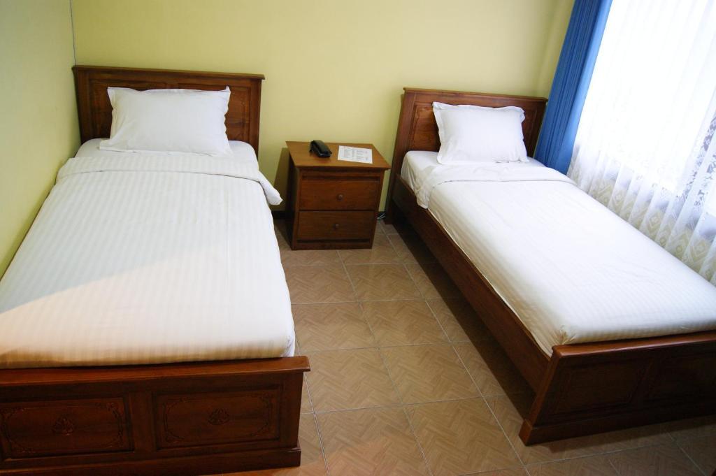Grand Sumatera Hotel Surabaya Kamer foto