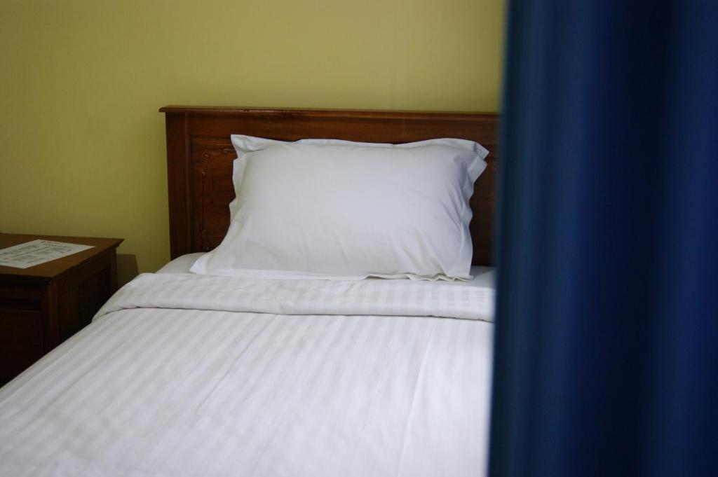 Grand Sumatera Hotel Surabaya Kamer foto